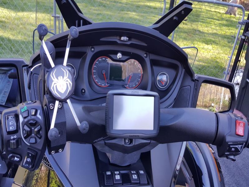 X mount and GPS On tri axis